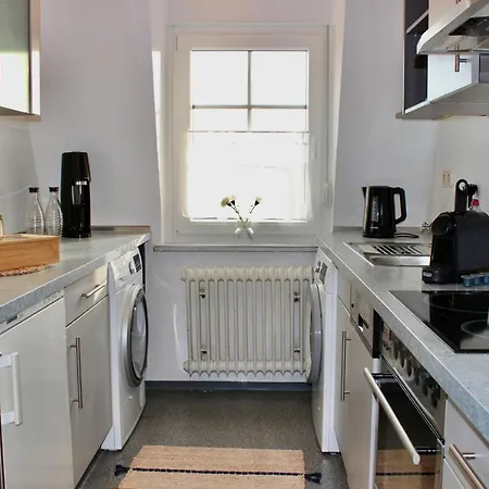Apartament Penthouse - Zentral, Geraeumig, Kueche, Waschmaschine, Netflix